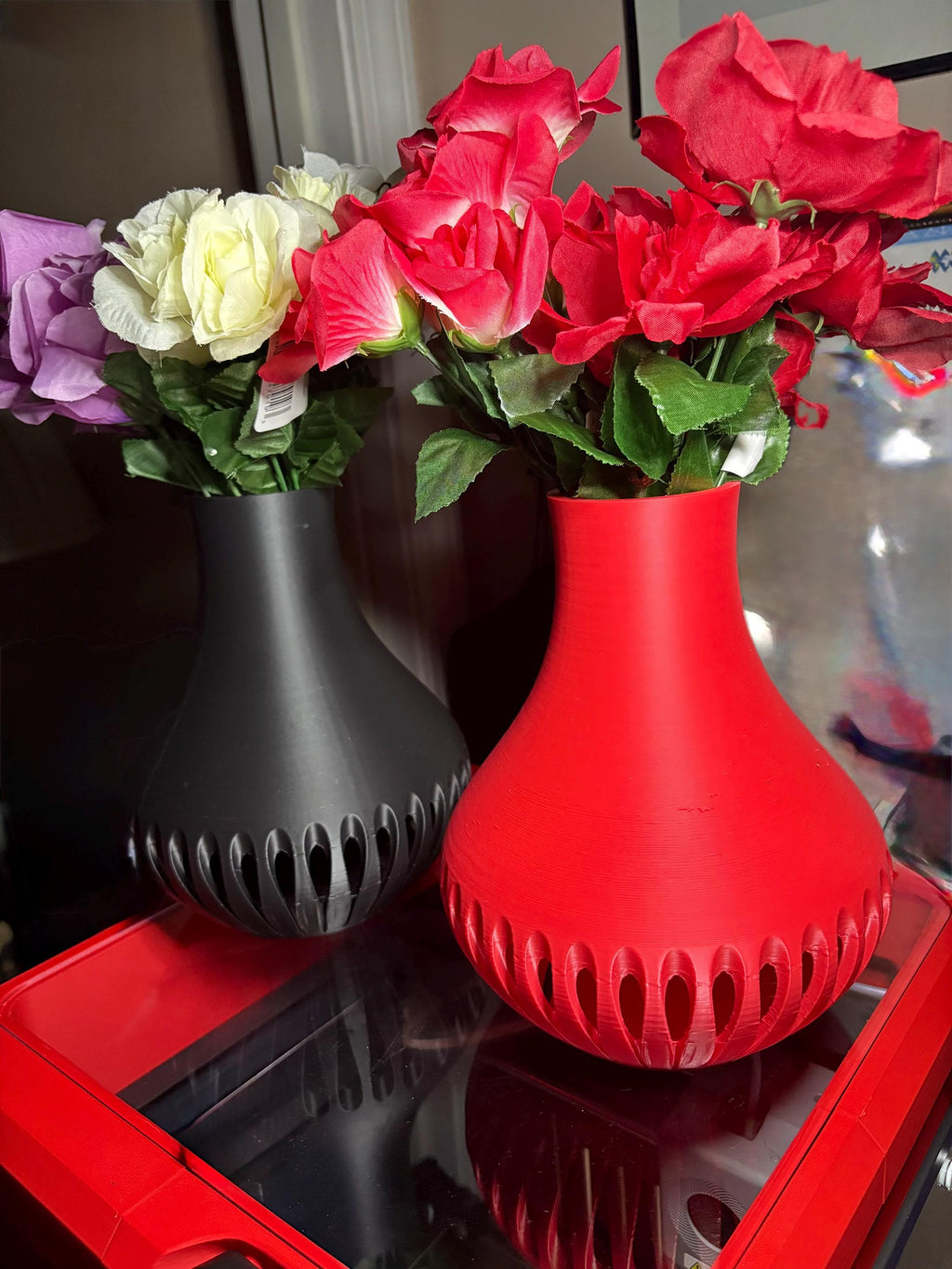 Black 3D Vase: Geometric Sculpture, Modern Home Decor